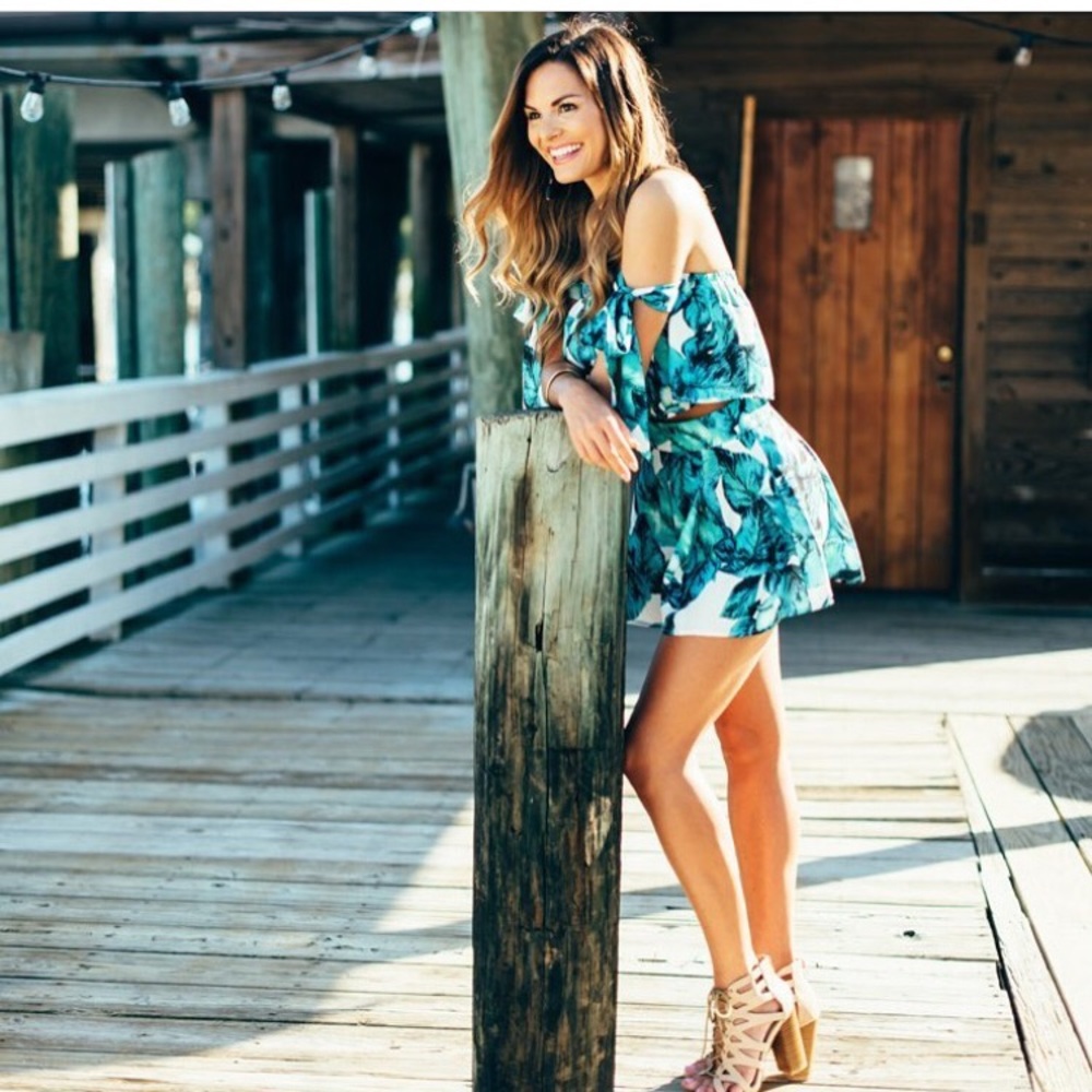 Vestique 2 piece palm printed set