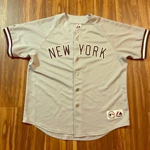 Derek Jeter Classic Yankee Jersey
