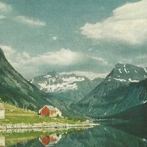 Meet your Posher, Christian