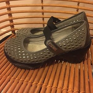 Vegan Leather Comfort Heels