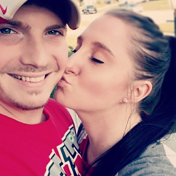 Meet your Posher, Amanda - Picture 1 of 1