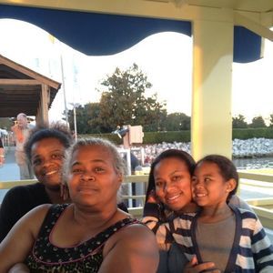 Meet your Posher, Angela