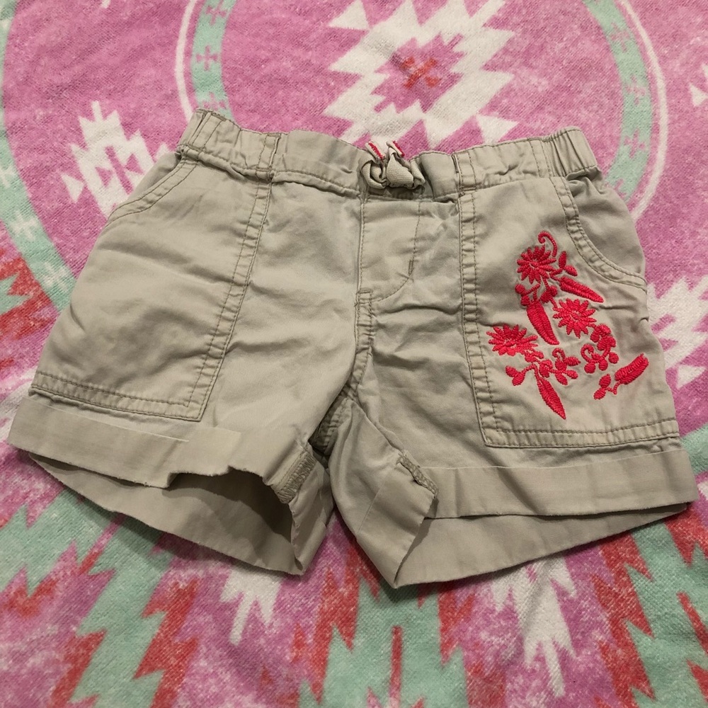 Girls khaki shorts