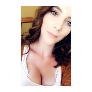 Meet your Posher, Danica