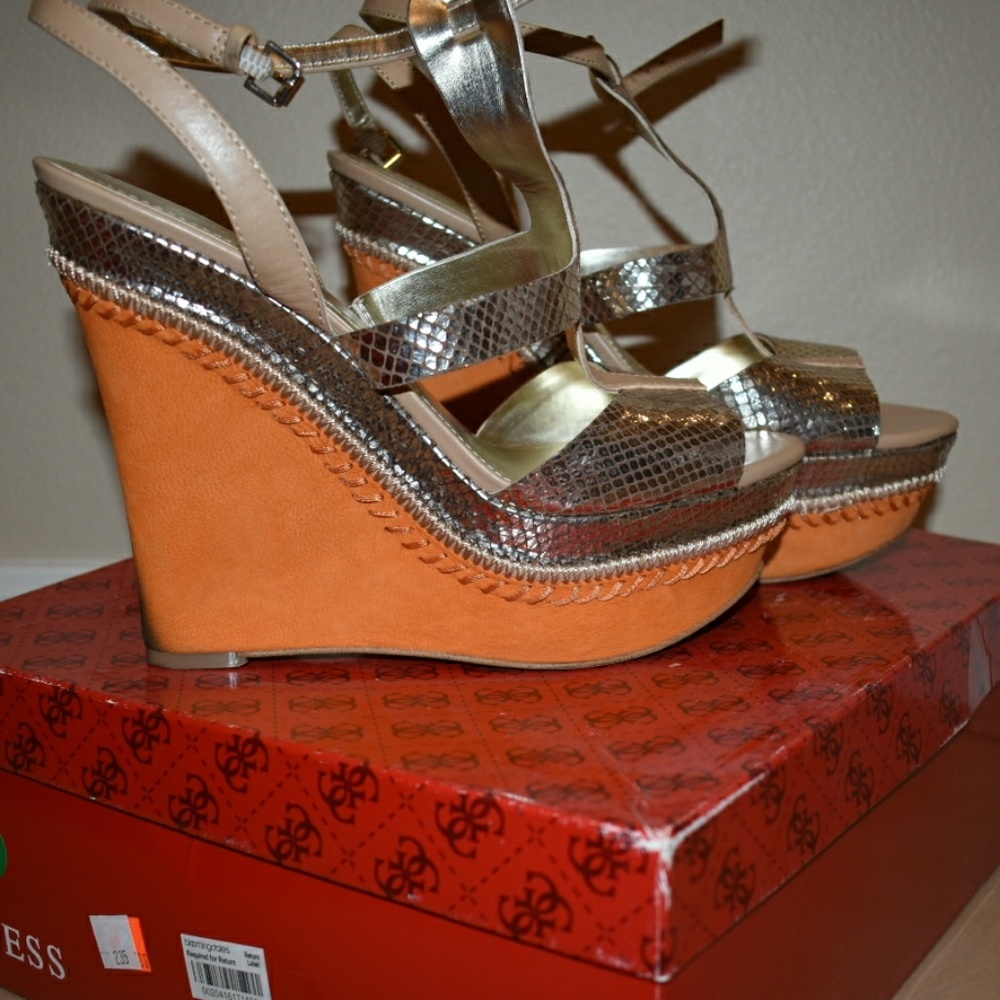 Guess sandals