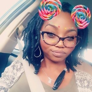 Meet your Posher, Erika