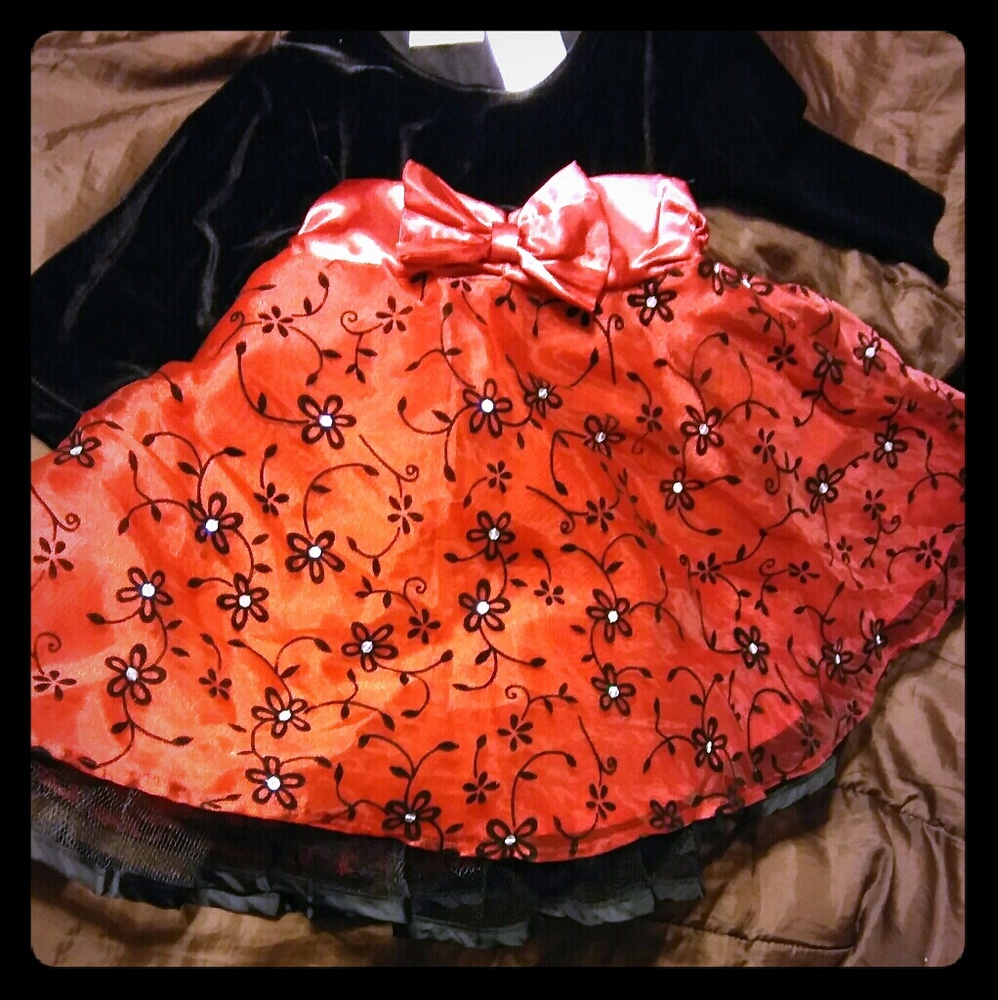 Beautiful black & red sparkly holiday party dress