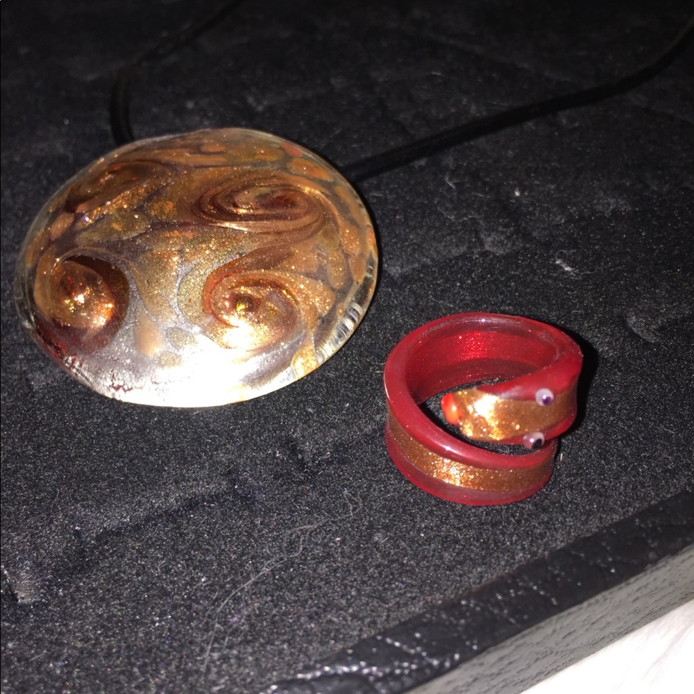 Pyrex hand-made ring/pendant set - Picture 3 of 3