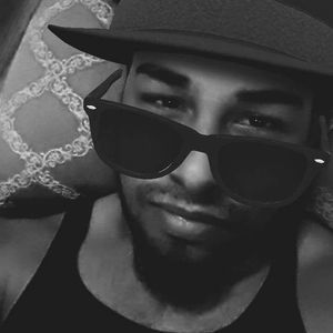 Meet your Posher, Eduardo