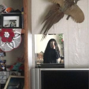 Meet your Posher, Crystal