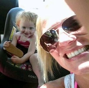 Meet your Posher, Leslie