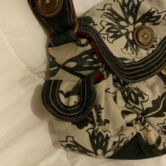 Purse - Picture 2 of 4