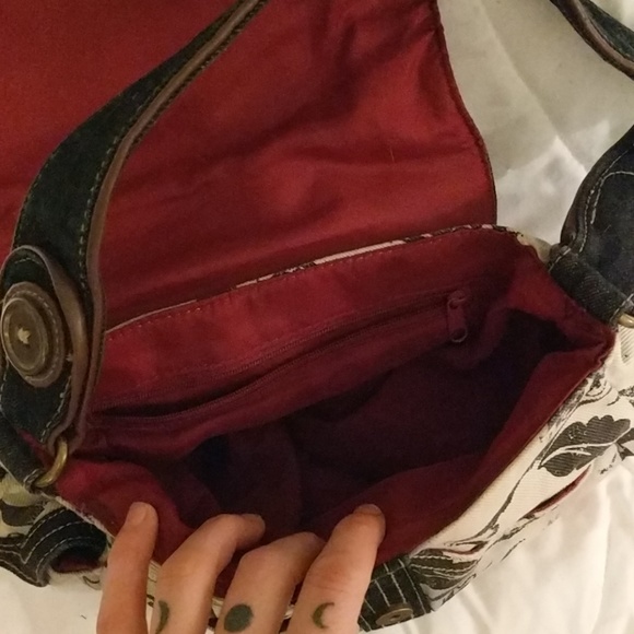 Purse - Picture 3 of 4