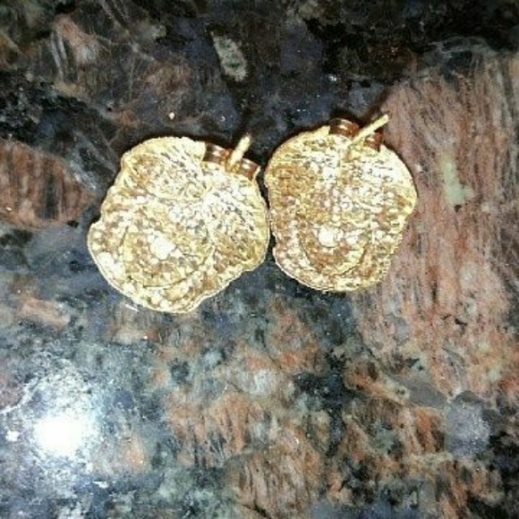 10k Buddah Earings - Picture 2 of 2