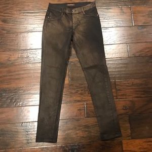 ⚡️Gone 1/26⚡️ James Jeans Java Skinnies, Sz. 27