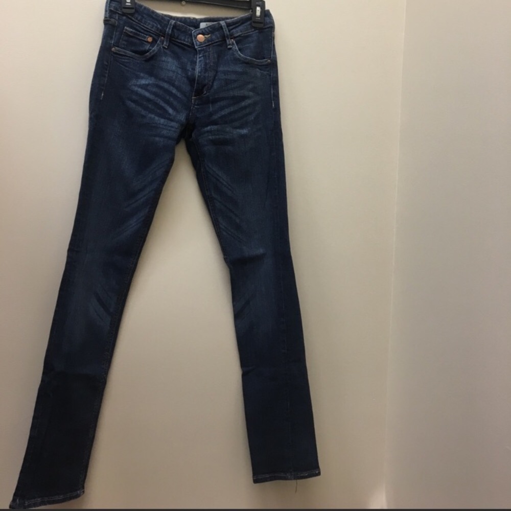 H&M Slim Blue Jeans.  Size 31x32 -