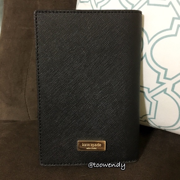 Kate Spade Jazz Things Up Passport Holder - Picture 2 of 3