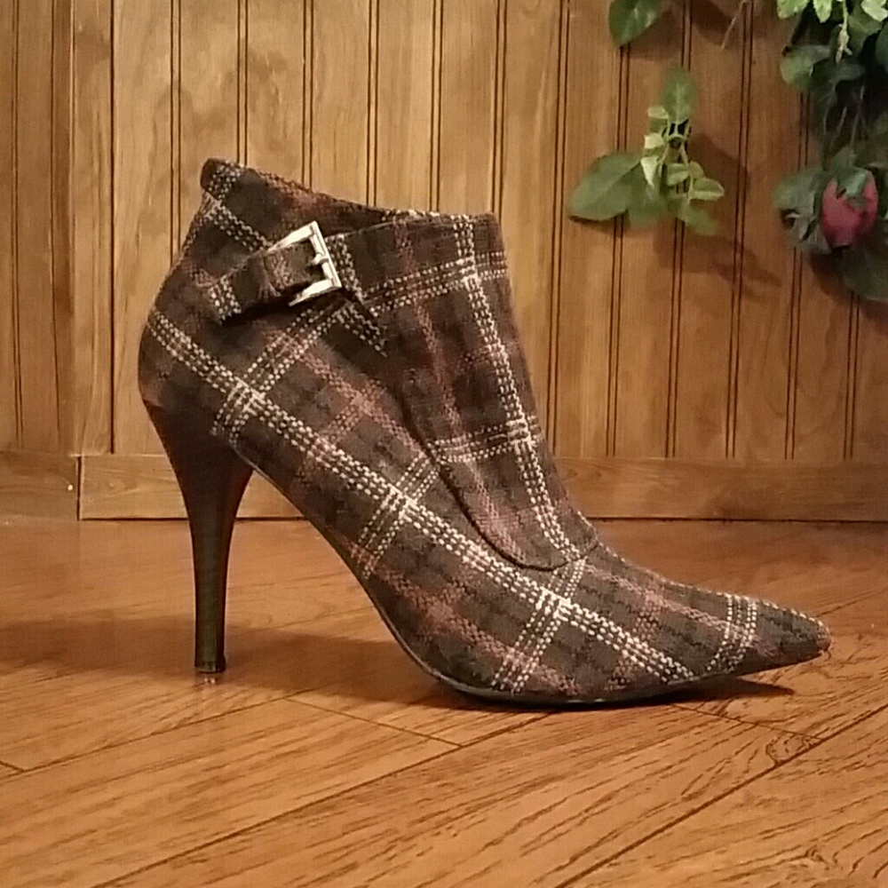 Brown Plaid Side Buckle Ankle Booties Boots
