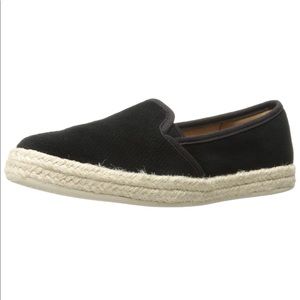 Clark’s Women's Azella Theoni Slip-On Loafer