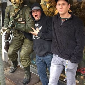 Meet your Posher, Larry