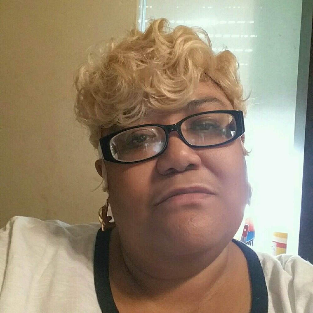 Meet your Posher, Christine