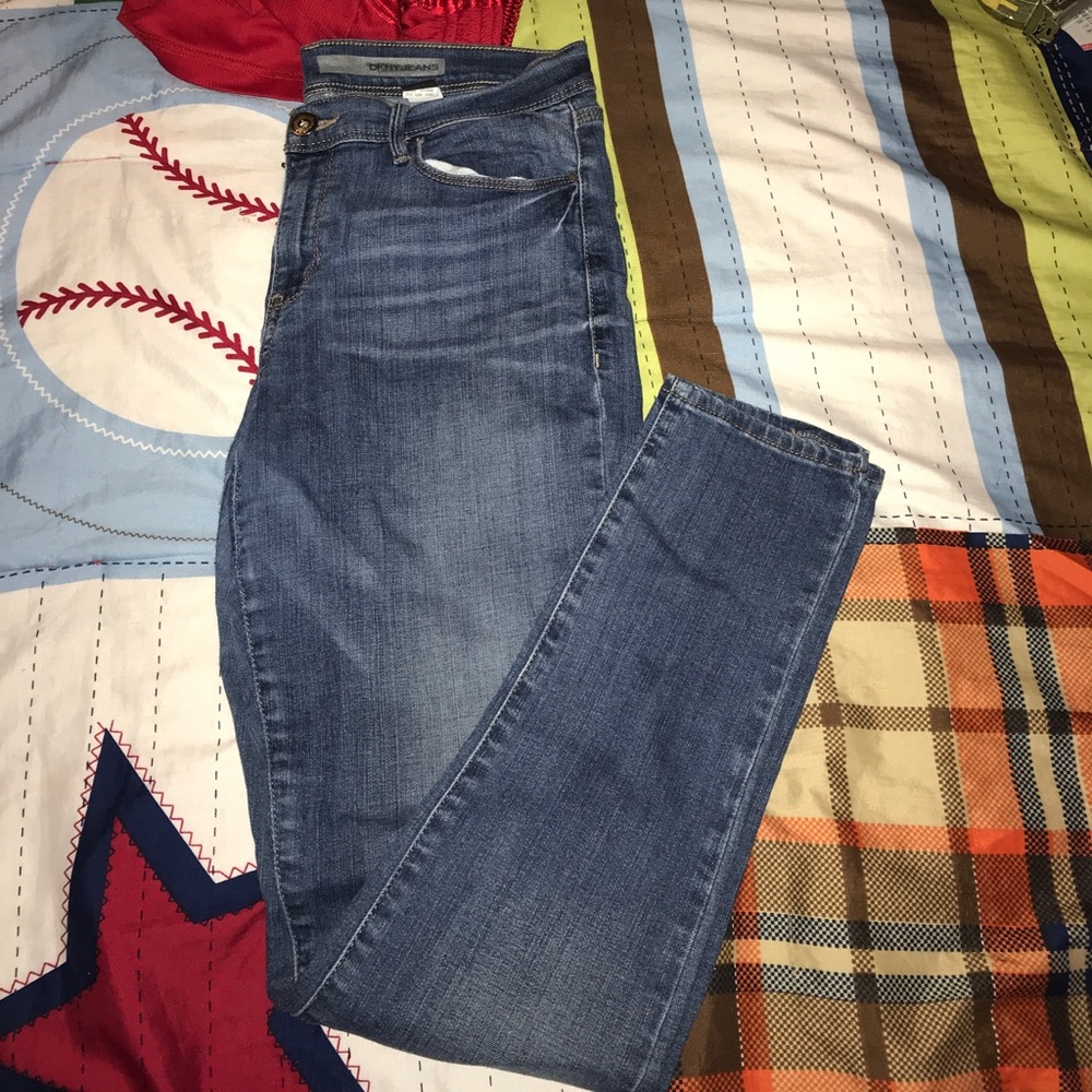 DKNY Mid rise skinny jeans