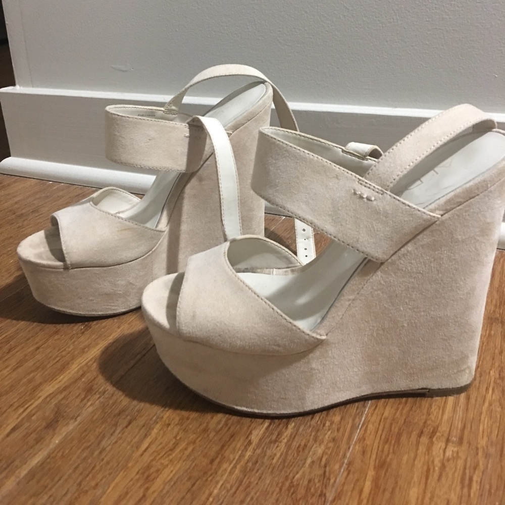 Aldo platform wedges