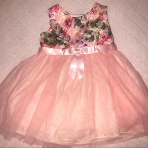 Baby Girl Dress. Size 18M. Worn once