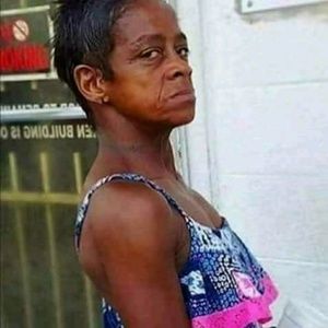 Meet your Posher, Connie