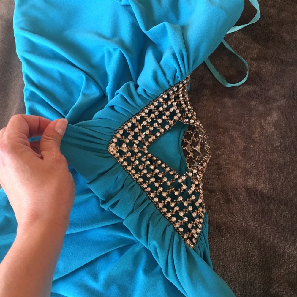 Cache Dress with Rhinestones - Picture 2 of 6