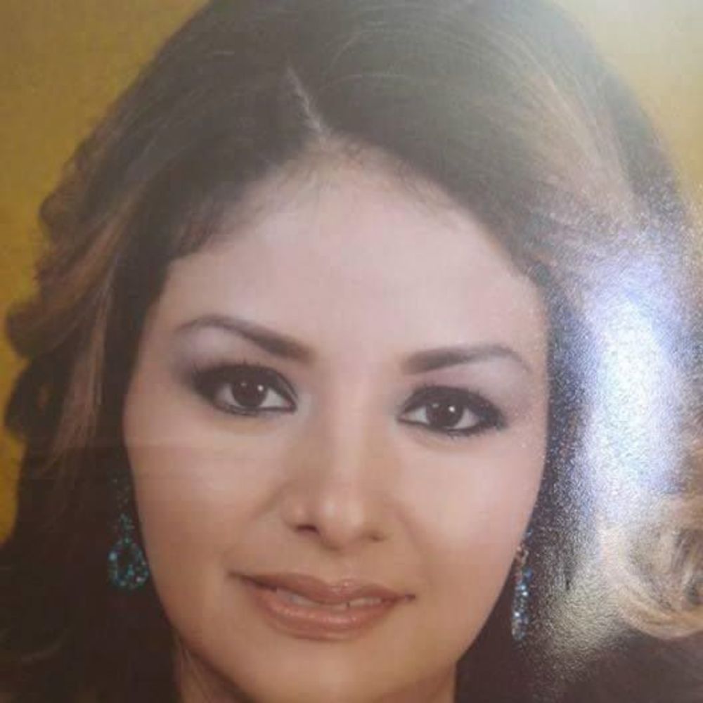 Meet your Posher, Ana