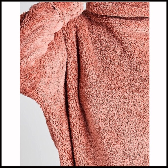 Cozy Fleece Funnel-neck Sweater - Picture 2 of 8