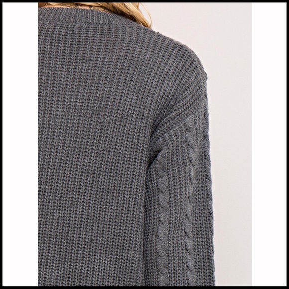 Criss-Cross Soft Cable-knit Sweater - Picture 5 of 5