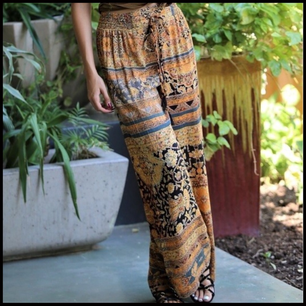 Chic and Comfy Pants - Picture 4 of 5