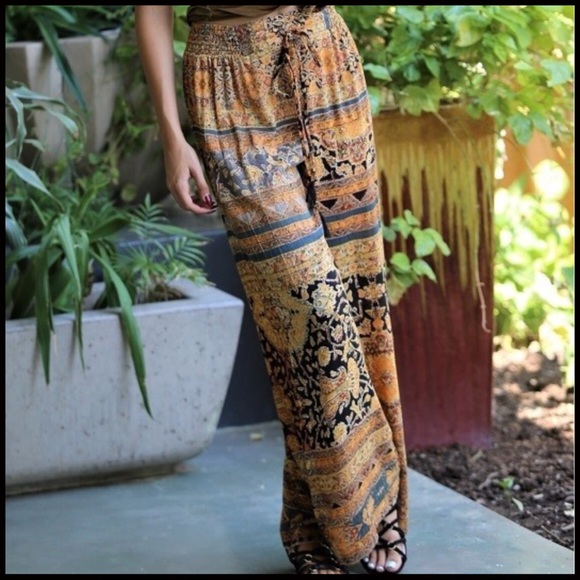 Chic and Comfy Pants - Picture 4 of 5