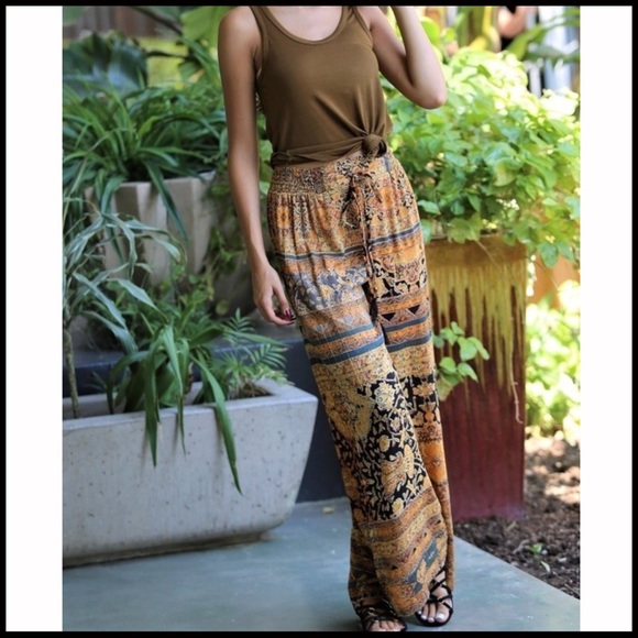 Chic and Comfy Pants - Picture 5 of 5