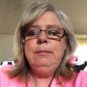 Meet your Posher, Neva