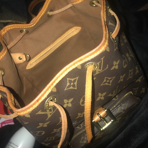 Vintage LV bag montsouris main image 8