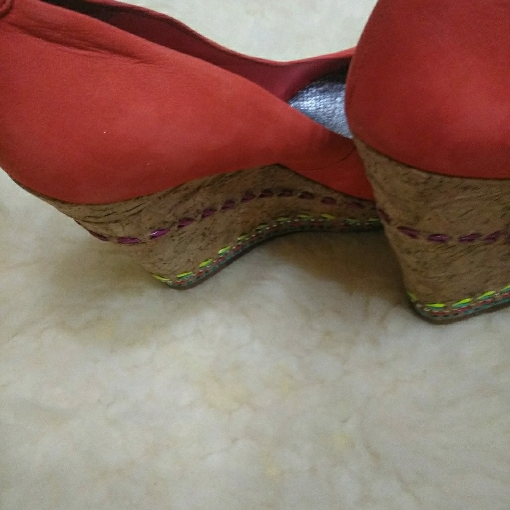Gianni Bini Wedges-size 9