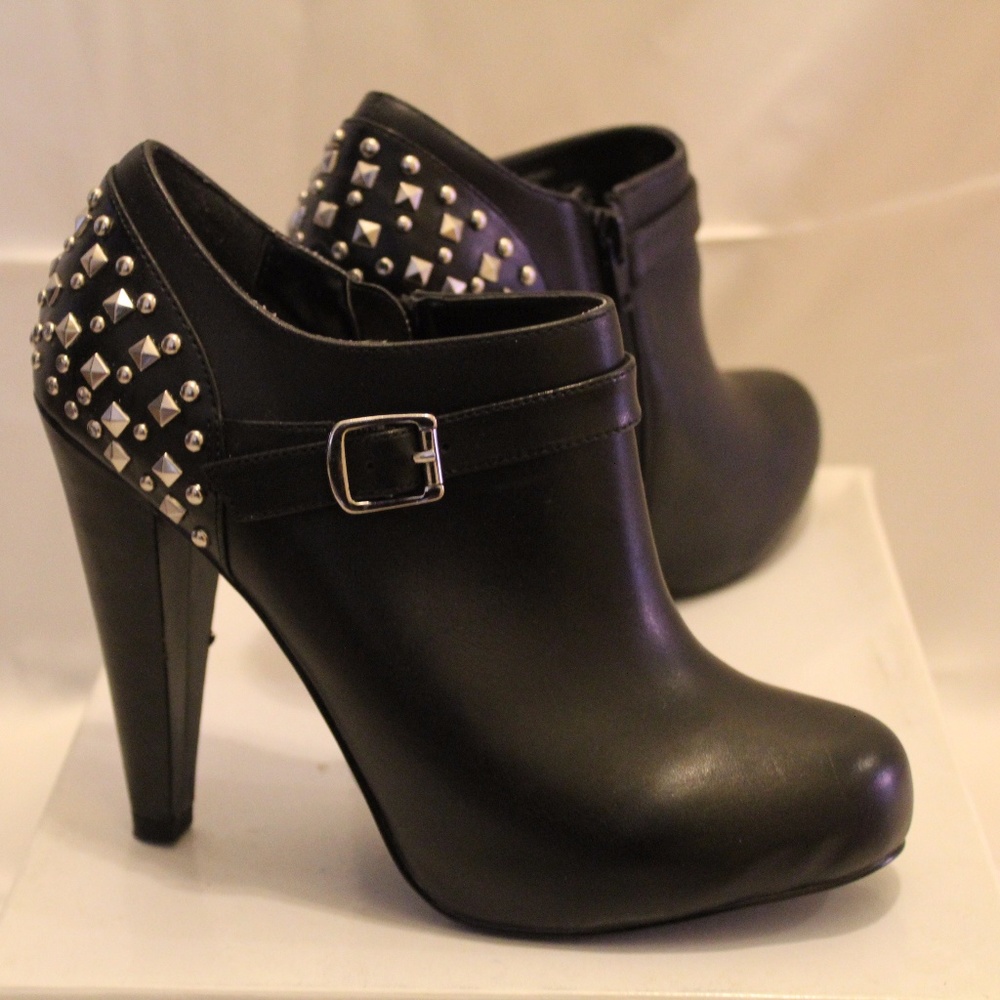 Steve Madden Ankle Booties w/ Studs
