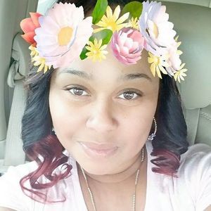 Meet your Posher, Nikki