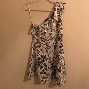 One shoulder Banana Republic floral dress. Size 2