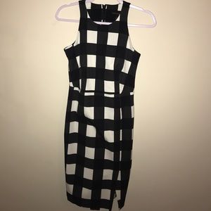 Bi-stretch Banana Republic dress. Size 2 !
