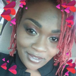 Meet your Posher, Mishelle