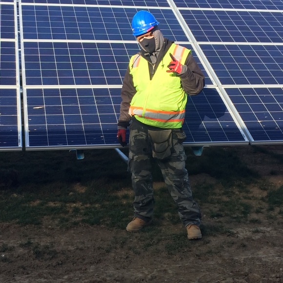 Meet your Posher, Carlos - Picture 1 of 1