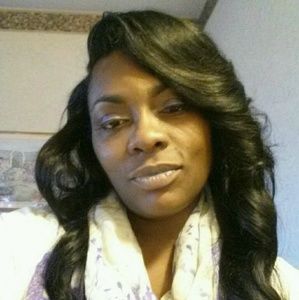 Meet your Posher, Demetra