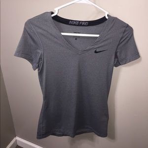 Nike pro v neck