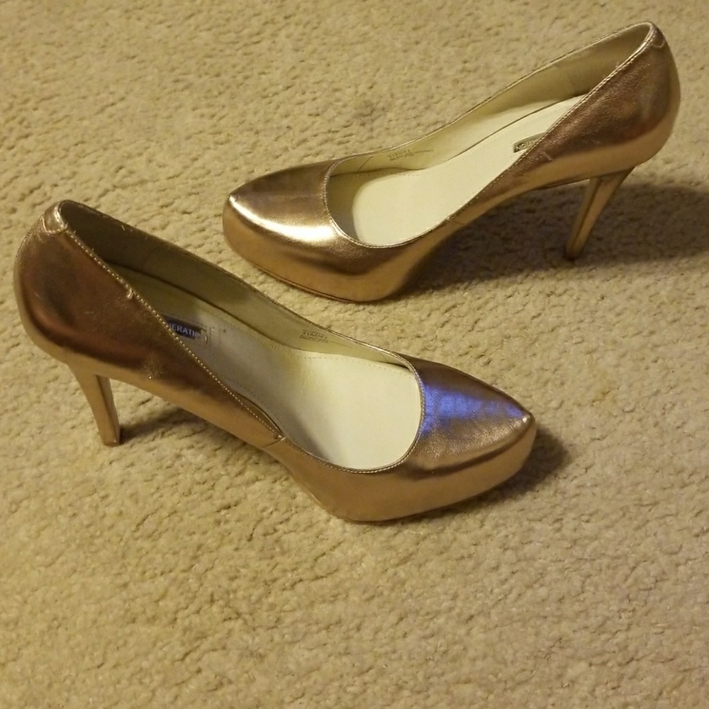 5" gold platform heels