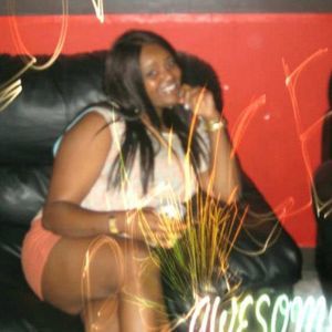 Meet your Posher, Sharon