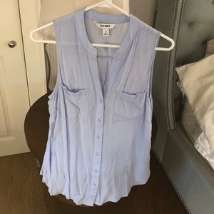 Sleeveless blouse